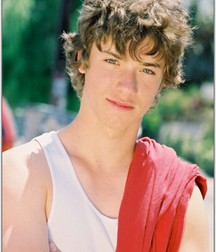 Hot Idols: Jeremy Sumpter 5da5c6f3ab43d.jpg