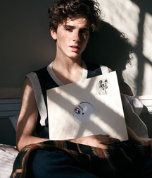 Hot Idols: Timothée Chalamet 5dab93c5d4b9b.jpg