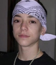 Hot Idols: Pee Wee 5dacd902ce85a.jpg