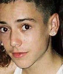 Hot Idols: Pee Wee 5dacd905d82ce.jpg