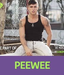 Hot Idols: Pee Wee 5dacd91c1c1a6.jpg