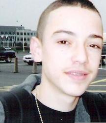 Hot Idols: Pee Wee 5dacd928b32cc.jpg