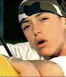 Hot Idols: Pee Wee 5dacd9366bd12.jpeg