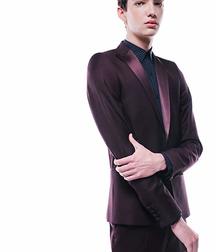Hot Idols: Kodi Smit-McPhee 5dacf77d8179c.jpg