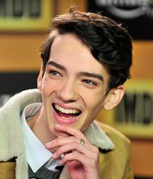 Hot Idols: Kodi Smit-McPhee 5dacf78485c85.jpg