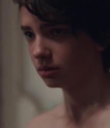 Hot Idols: Kodi Smit-McPhee 5dacf7952d566.jpg