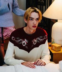 Hot Idols: Kodi Smit-McPhee 5dacf7a6105c5.jpg