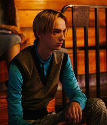 Hot Idols: Kodi Smit-McPhee 5dacf7ace6c22.jpg