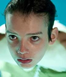 Hot Idols: Kodi Smit-McPhee 5dacf7e66731e.jpeg