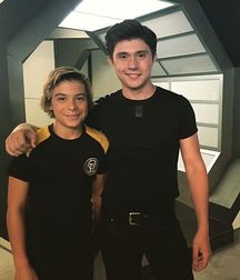 Hot Idols: Mateus Ward 5db49f55d5d5a.jpg