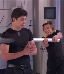 Hot Idols: Mateus Ward 5db49f585632b.jpg