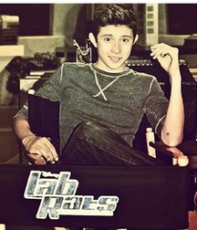 Hot Idols: Mateus Ward 5db49f64f2158.jpg