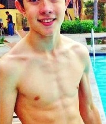 Hot Idols: Mateus Ward 5db49f7103ce9.jpg