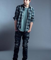 Hot Idols: Mateus Ward 5db49f73d7be6.jpg