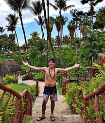 Hot Idols: Mateus Ward 5db49f9b7a2df.jpg