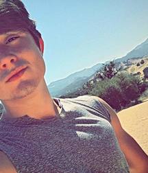 Hot Idols: Mateus Ward 5db49fd985aec.jpg
