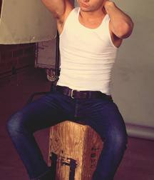 Hot Idols: Mateus Ward 5db4a0166d771.jpg