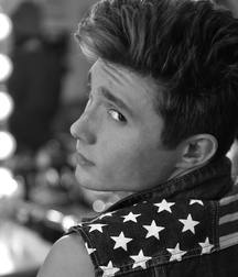 Hot Idols: Mateus Ward 5db4a056e500b.jpg
