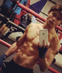 Hot Idols: Mateus Ward 5db4a07391fc9.jpg