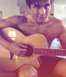 Hot Idols: Mateus Ward 5db4a0764ad7c.jpg
