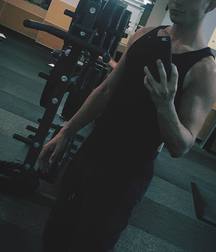Hot Idols: Mateus Ward 5db4a09bbc4e3.jpg