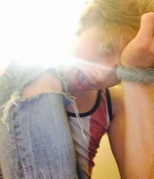 Hot Idols: Trevor Laack 5db4db5116719.jpg