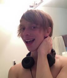 Hot Idols: Trevor Laack 5db4dc2534b25.jpg