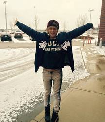 Hot Idols: Trevor Laack 5db4dcec793a8.jpg