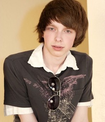 Hot Idols: Trevor Laack 5db4dd1994c4d.jpg