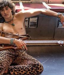 Hot Idols: Tristan Lake Leabu 5db5d62ca438c.jpg