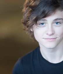 Hot Idols: Tristan Lake Leabu 5db5d663c2633.jpg