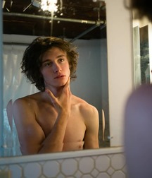 Hot Idols: Tristan Lake Leabu 5db5d66f99f85.jpg