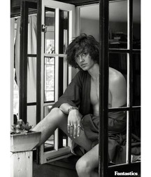 Hot Idols: Tristan Lake Leabu 5db5d6865f836.jpg