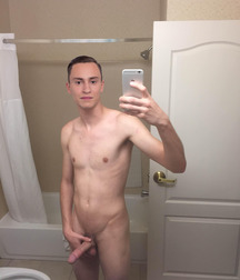 Hot Idols: Keir Gilchrist 5db688fe72160.jpg