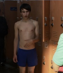 Hot Idols: Keir Gilchrist 5db689548b80d.jpg