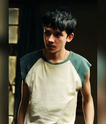 Hot Idols: Asa Butterfield 5db9ad2fa78b9.jpg