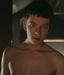 Hot Idols: Asa Butterfield 5db9add79edfb.jpg