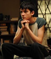 Hot Idols: Asa Butterfield 5db9ae6a0d57b.jpg