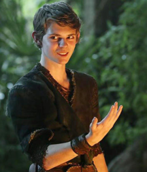 Hot Idols: Robbie Kay 5dbcb57281e0b.png