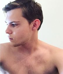 Hot Idols: Robbie Kay 5dbcb5af949ae.jpg