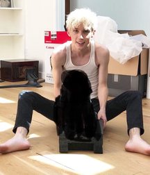 Hot Idols: Troye Sivan 5dbdd2e259bb2.jpg