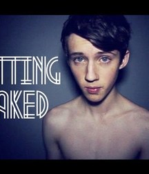 Hot Idols: Troye Sivan 5dbdd2f99455a.jpg