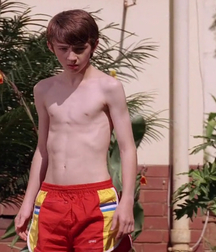 Hot Idols: Troye Sivan 5dbdd33eeb432.jpg