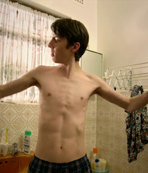 Hot Idols: Troye Sivan 5dbdd368d63b1.jpg