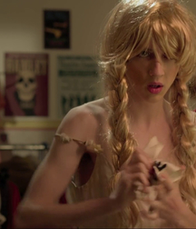 Hot Idols: Troye Sivan 5dbdd3cbca39a.jpg