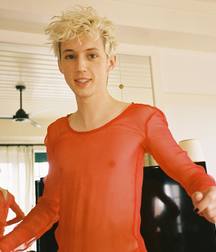 Hot Idols: Troye Sivan 5dbdd45d6e893.jpg