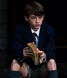 Hot Idols: Troye Sivan 5dbdd4acc93fc.jpg