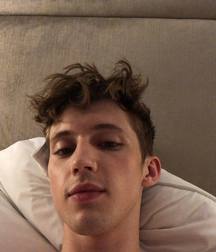 Hot Idols: Troye Sivan 5dbdd4ba7a561.jpg