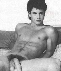 Hot Idols: Kirk Cameron 5dc2ea0a41a4a.jpeg