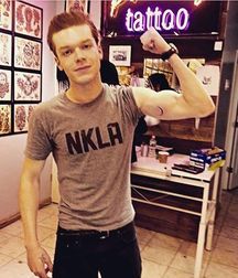 Hot Idols: Cameron Monaghan 5dc64e670889a.jpg